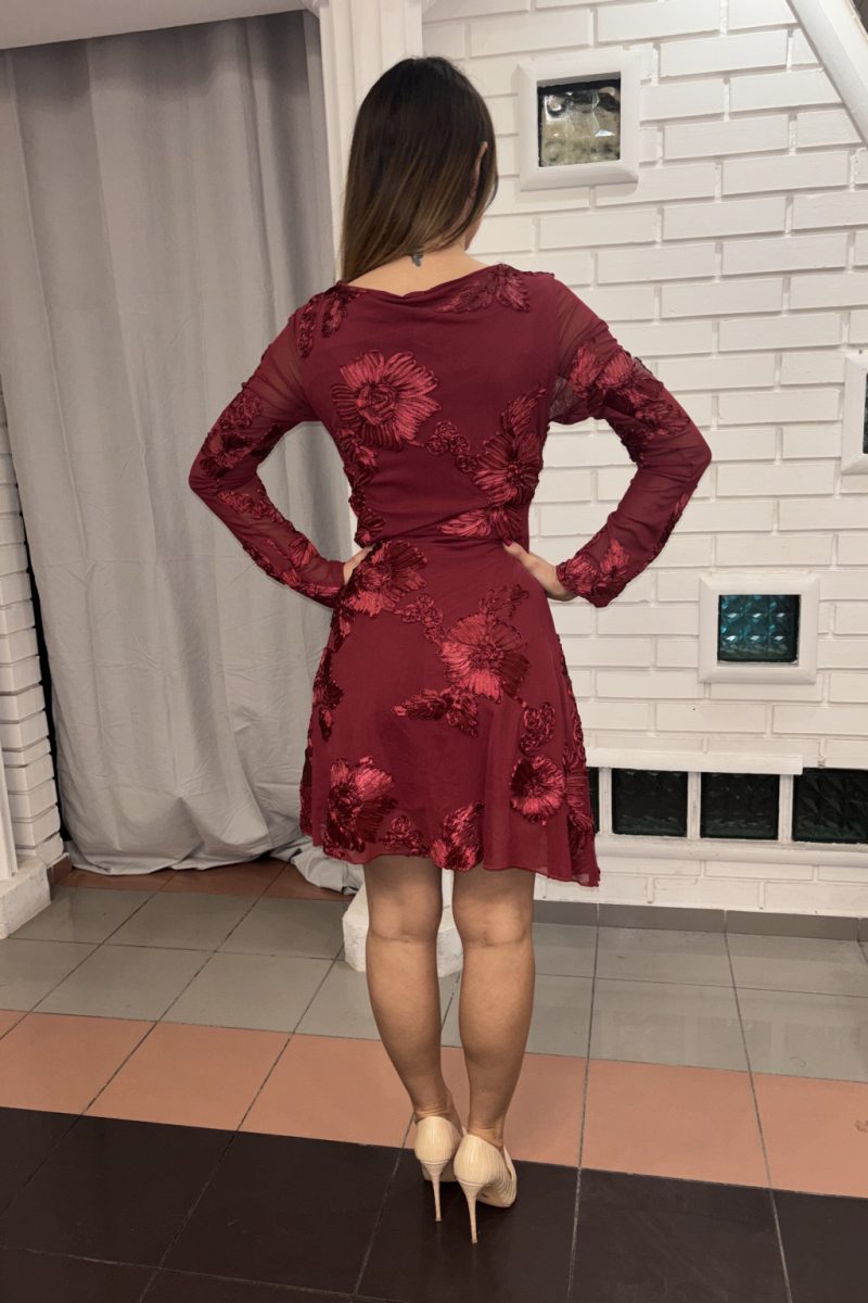 Verona ruha tüll rátéttel - bordó