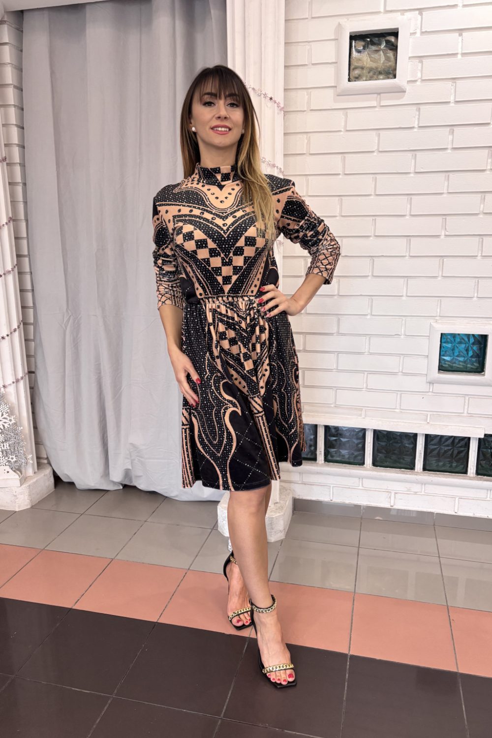 Regal Mosaic ruha – fekete/barna