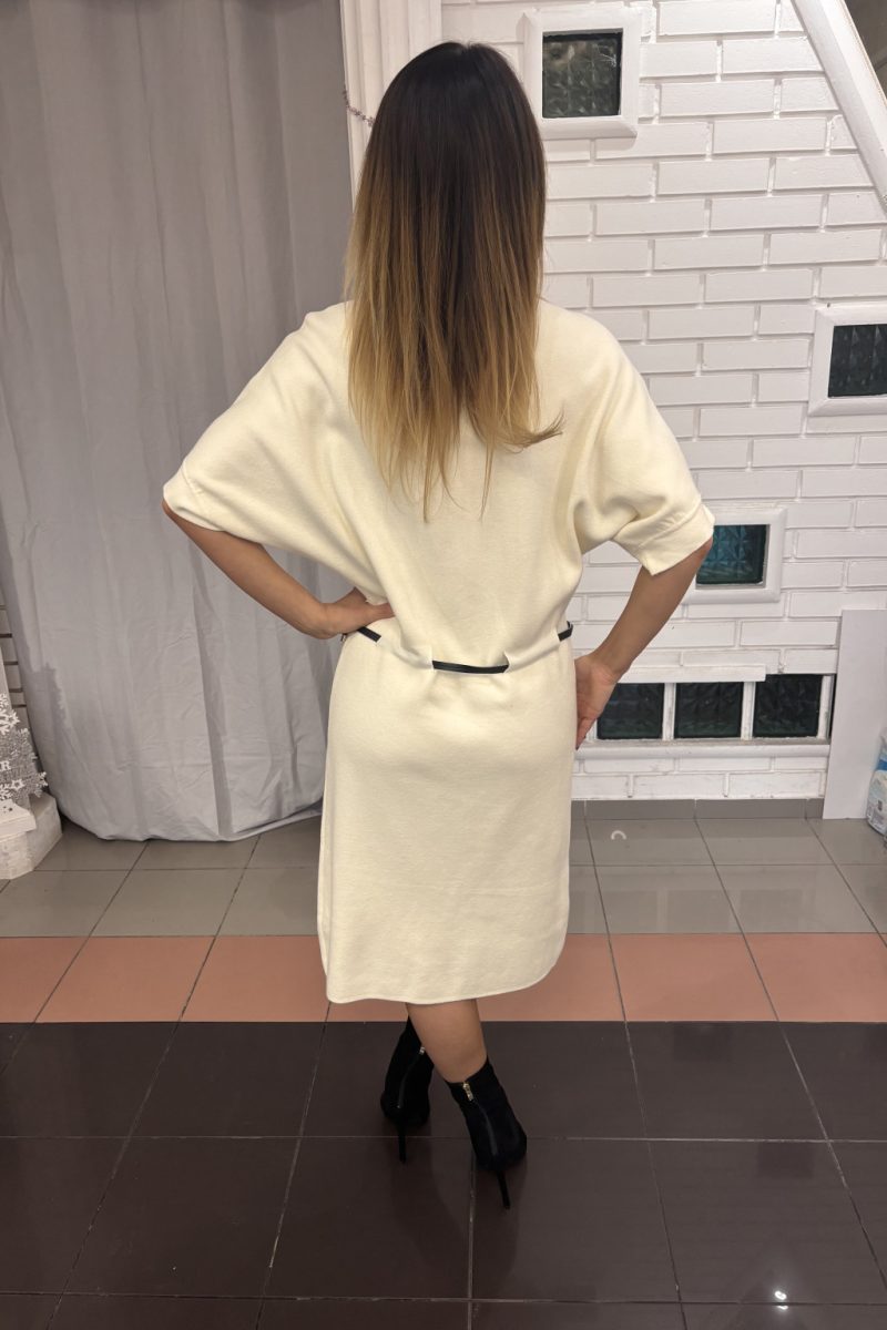 Bella ejtett ujjú midi ruha – fehér