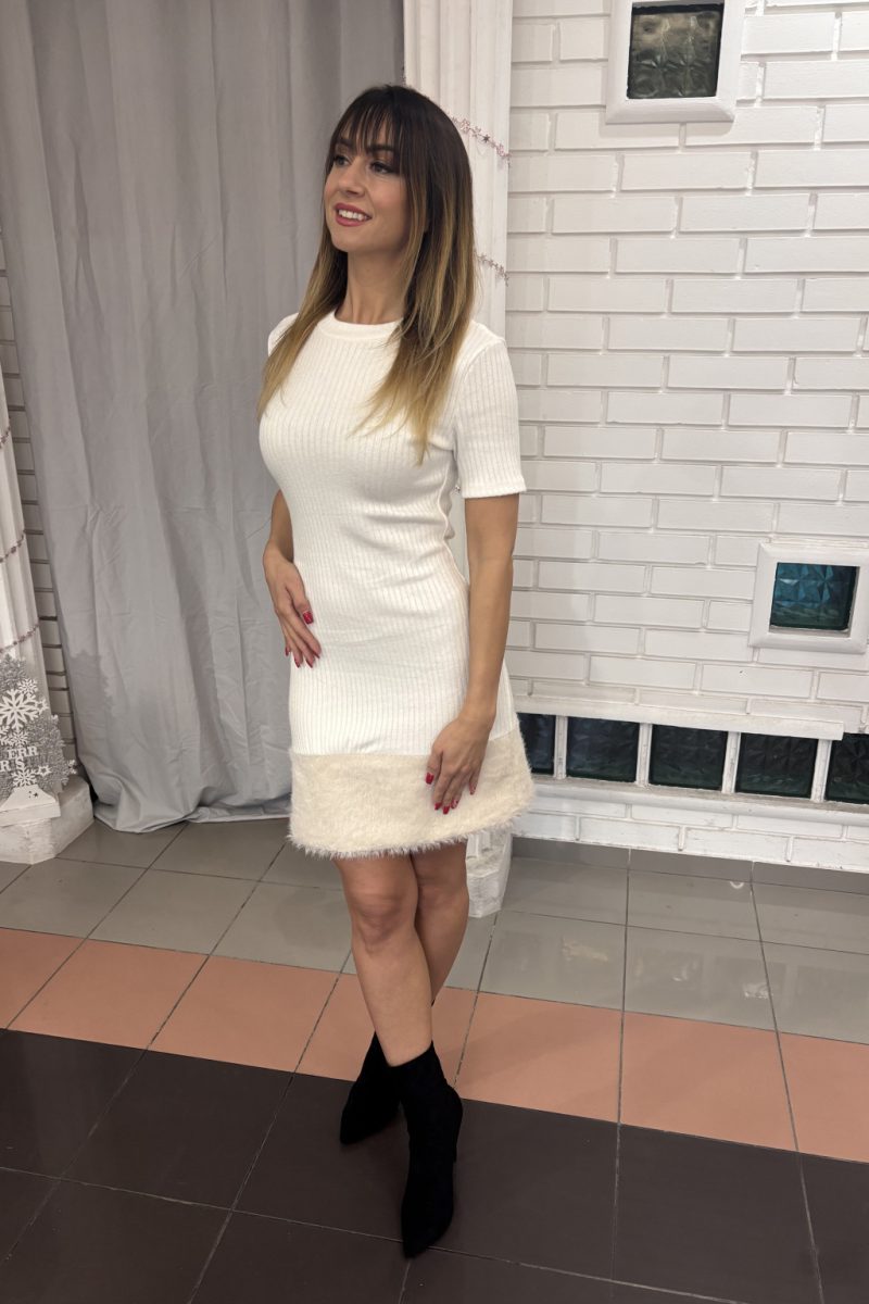 Chloe szegélydíszes kötött ruha – fehér