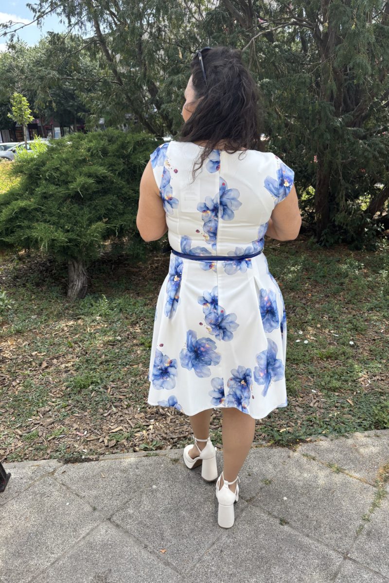 Alicia rövidujjú, virágmintás midi alkalmi ruha - kék/fehér